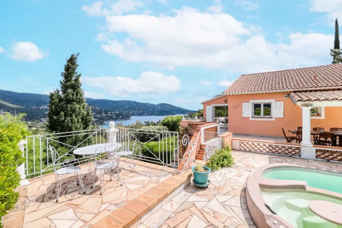 Résidence Villa Tanit - Piscine, Vue Mer - 10 Personnes