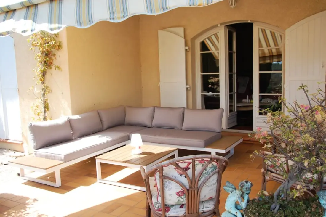 Résidence Villa Vue Mer Et Piscine à Cavalière - 1 Km Plage