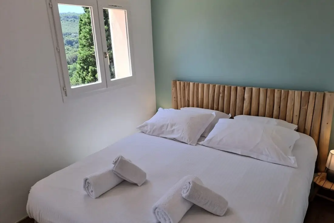Résidence Villa Vue Mer Et Piscine à Cavalière - 1 Km Plage