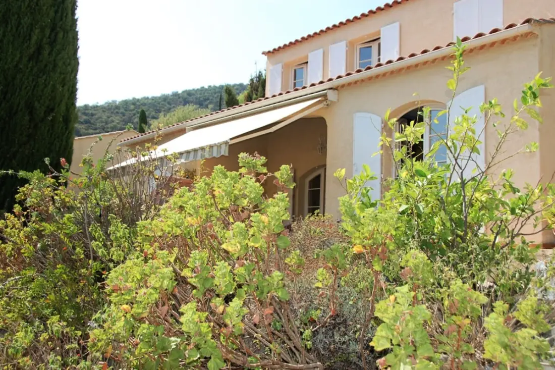 Résidence Villa Vue Mer Et Piscine à Cavalière - 1 Km Plage