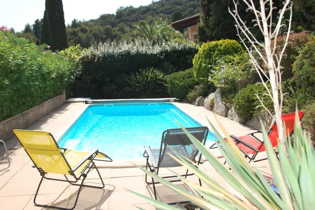 Résidence Villa Vue Mer Et Piscine à Cavalière - 1 Km Plage