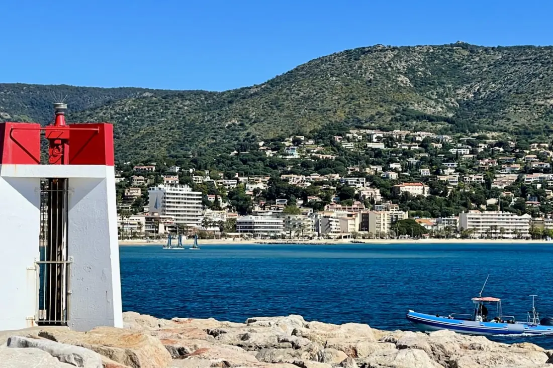 Résidence Vue Mer • Piscine • Clim • Rénové 2026 • Plage 300m • Classé 3 étoil