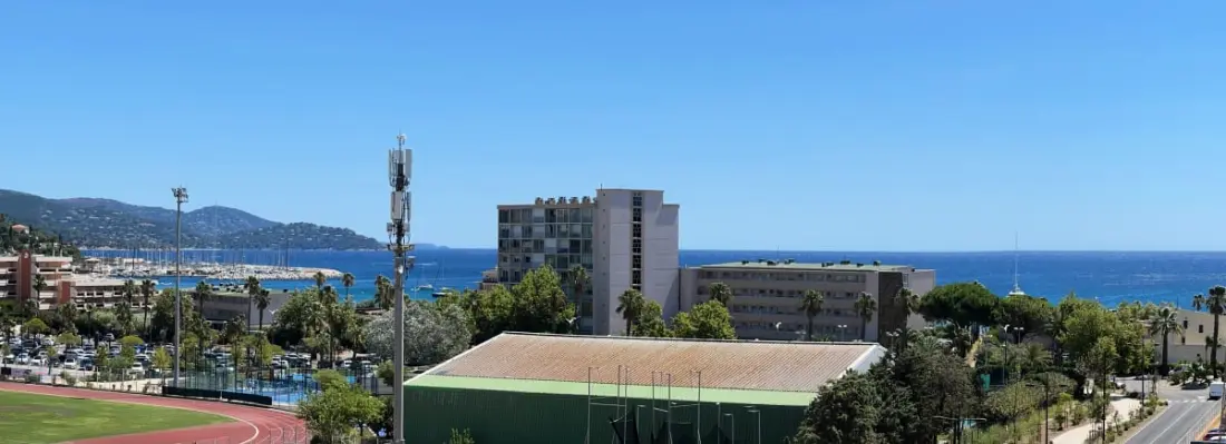 Résidence Vue Mer • Piscine • Clim • Rénové 2026 • Plage 300m • Classé 3 étoil