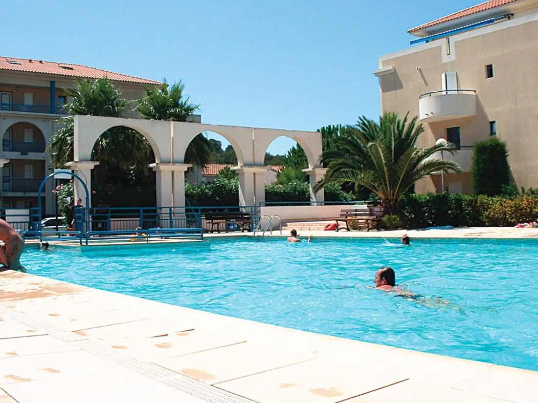 Résidences Lagrange Vacances Le Domaine d'Azur et Tahiti Park 2 étoiles★★