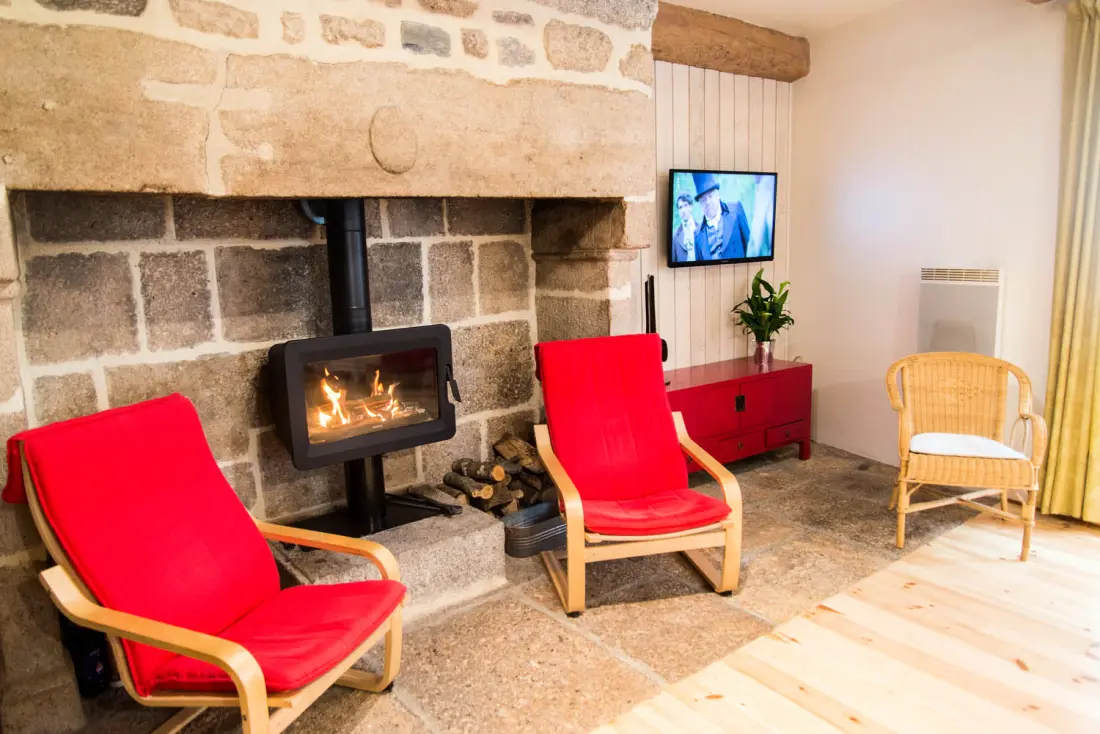 Gîte de France Maison pierre de mercoeur 3 épis