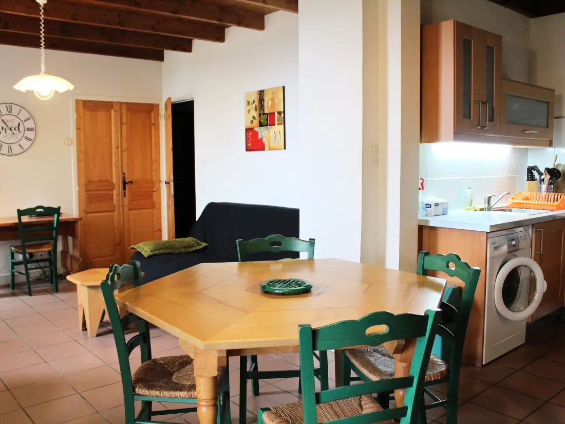 Maison de Vacances Le Mas-de-Tence