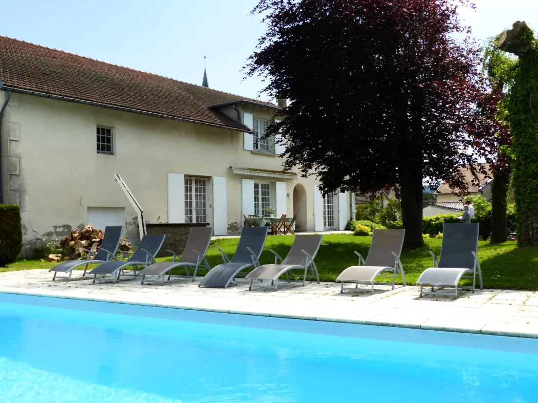 Maison de Vacances Le Mayet-de-Montagne 2