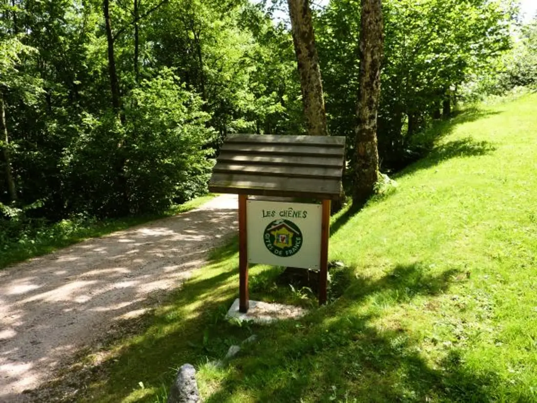 Maison de Vacances Le Menil 4