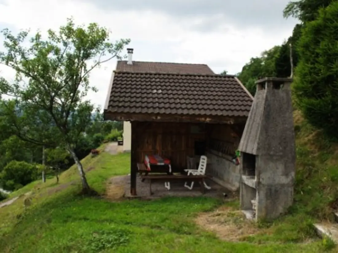 Maison de Vacances Le Menil 8