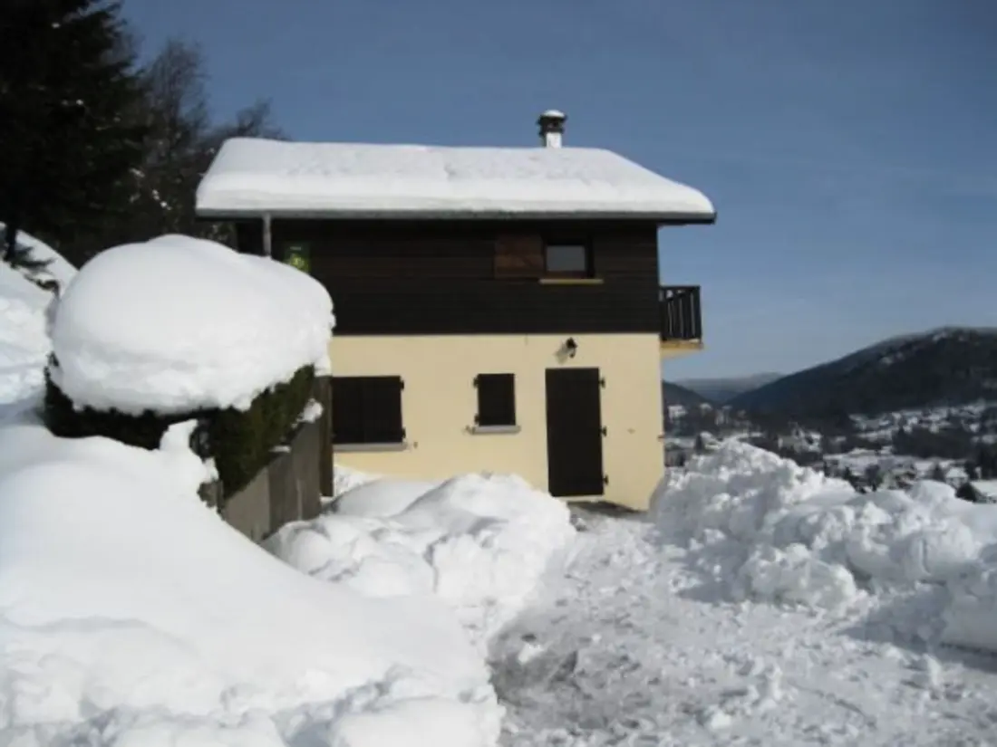 Maison de Vacances Le Menil 8