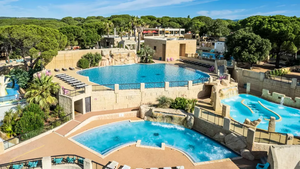 Camping Les Cigales 51 étoiles★