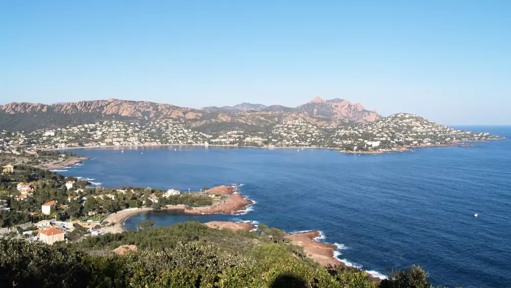 Camping Les Cigales 51 étoiles★