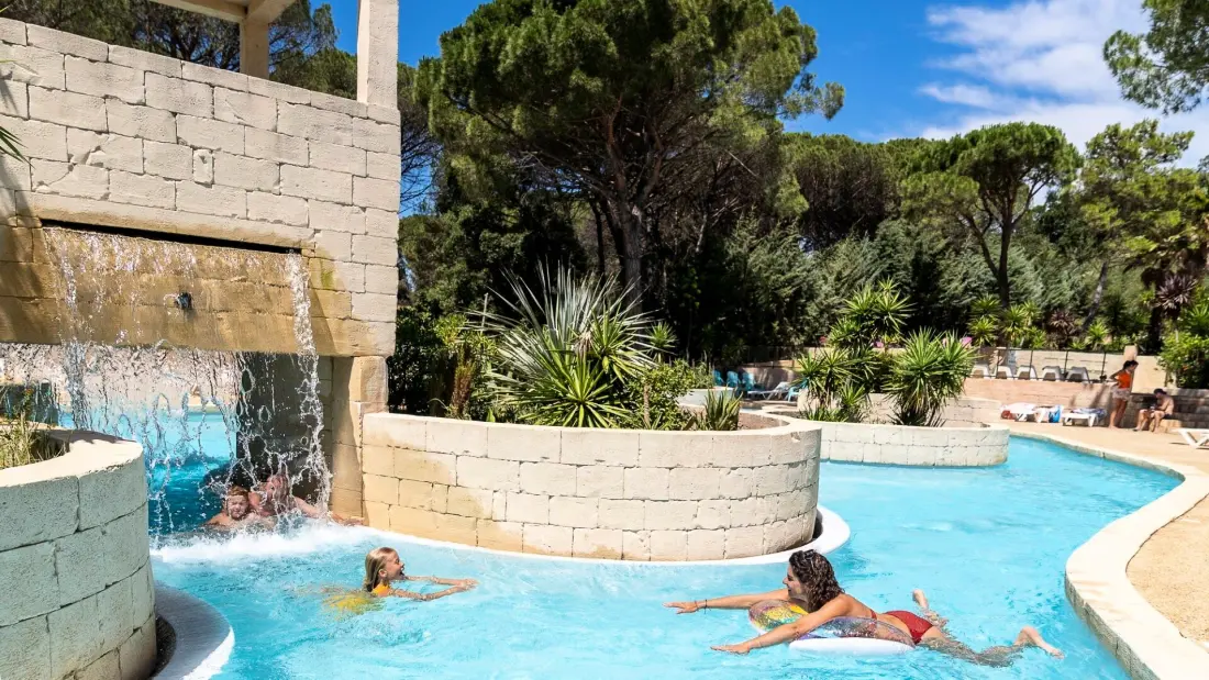 Camping Les Cigales 5 étoiles★★★★★