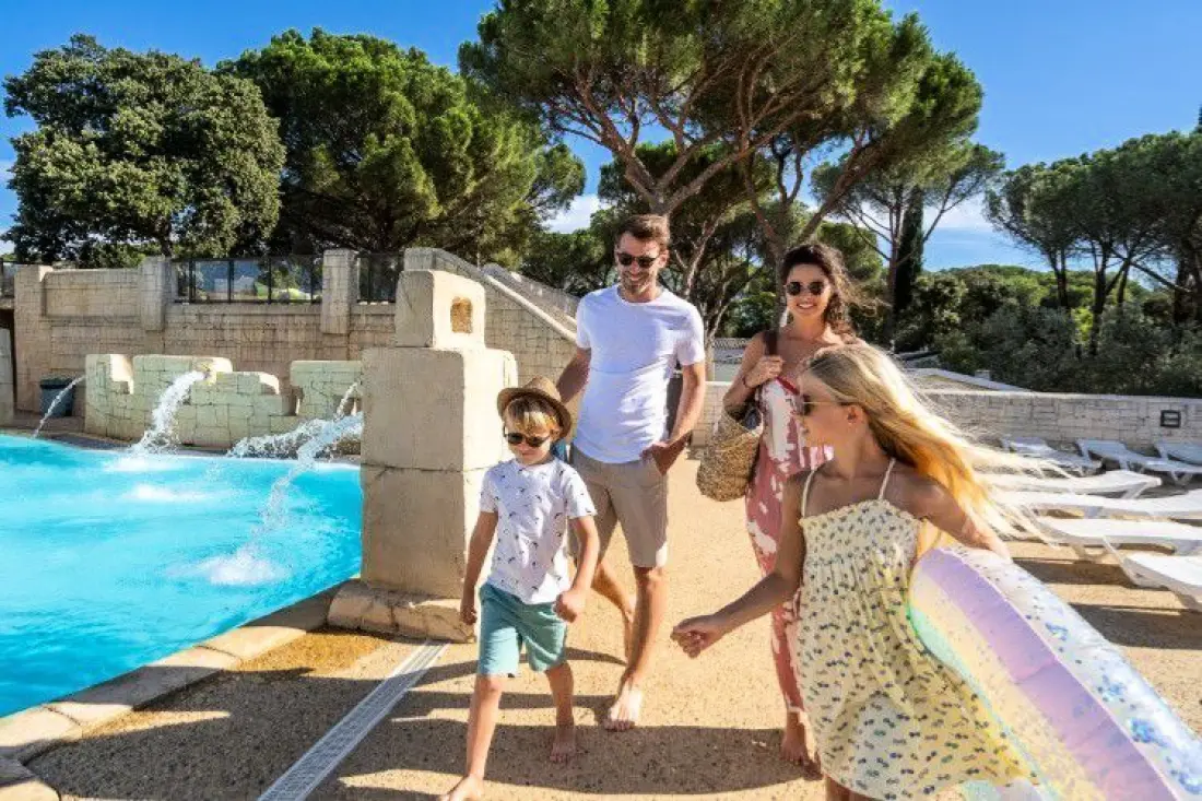 Camping Les Cigales 5 étoiles★★★★★