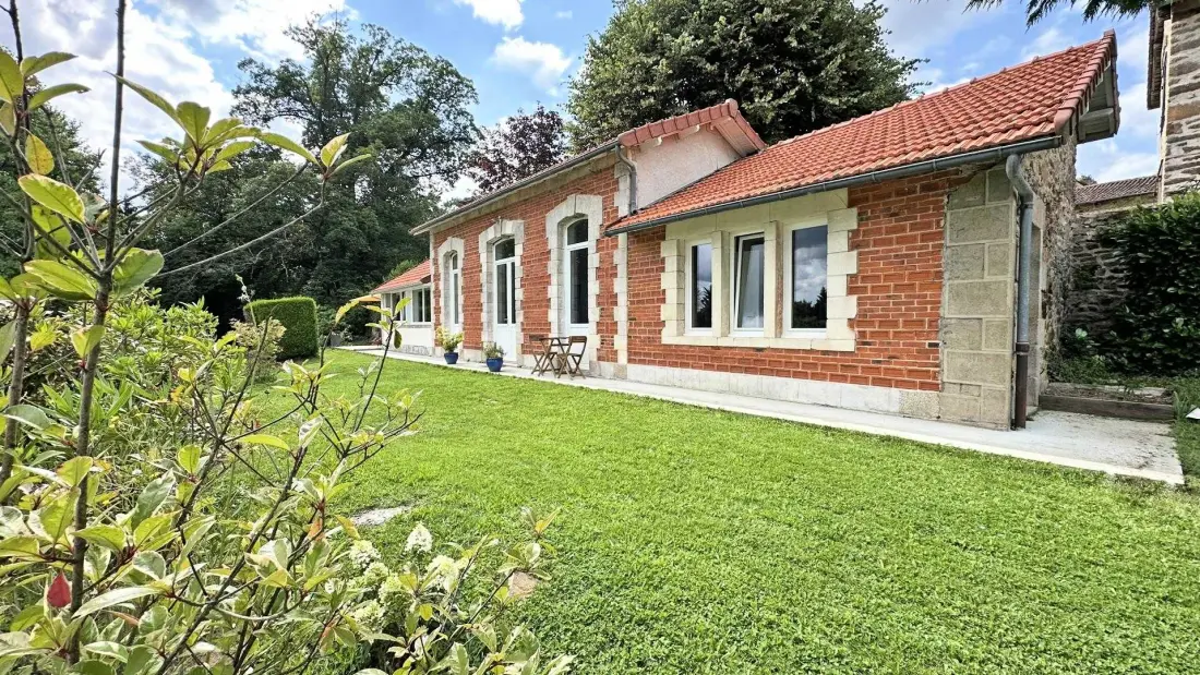 Gîte de France Domaine de juriol - l'annexe 3 épis