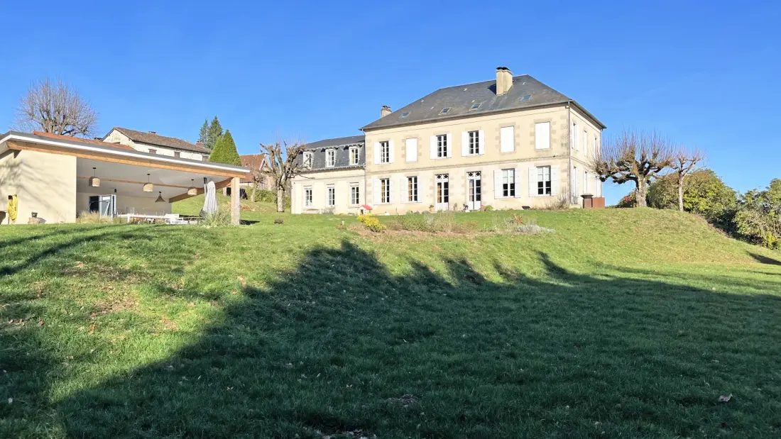 Gîte de France Domaine de juriol - la demeure 3 épis