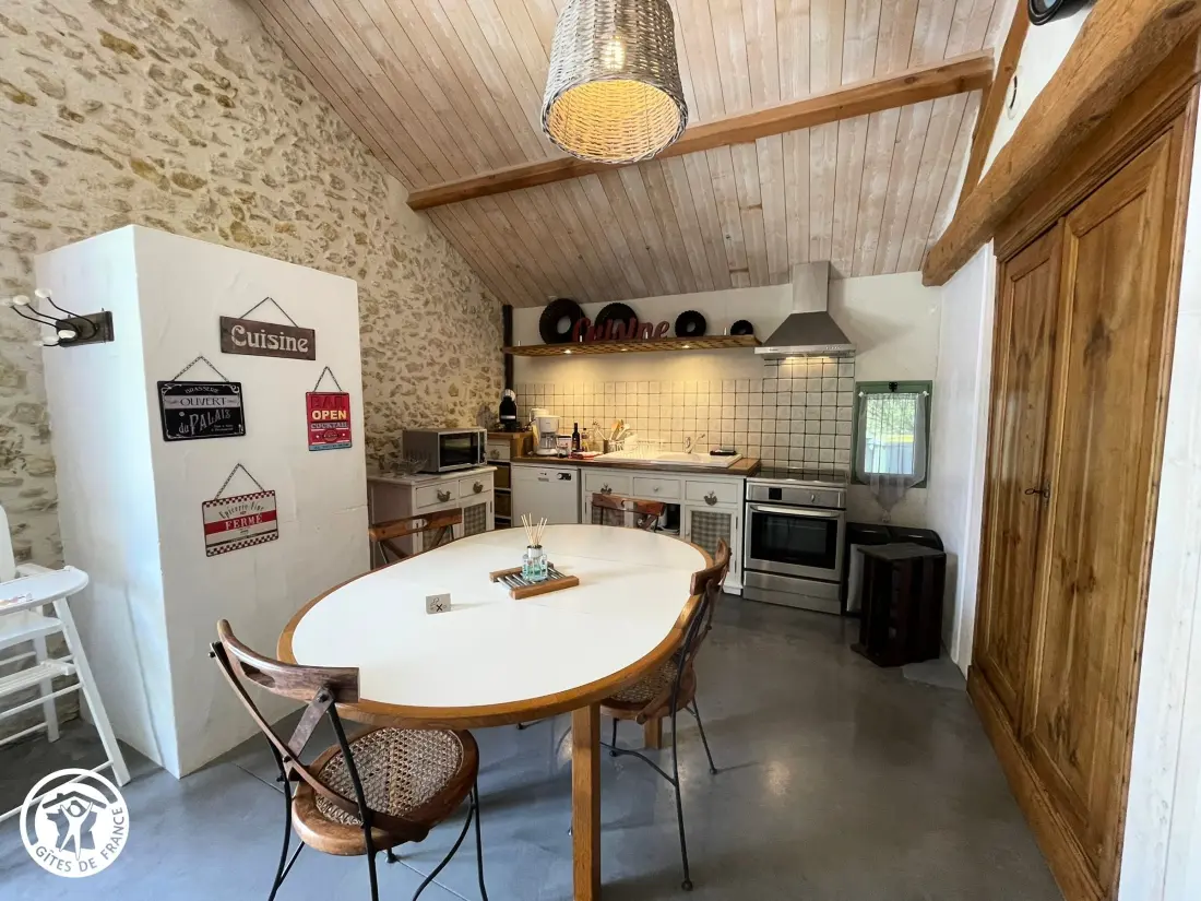 Maison de Vacances LE PERRIER 5