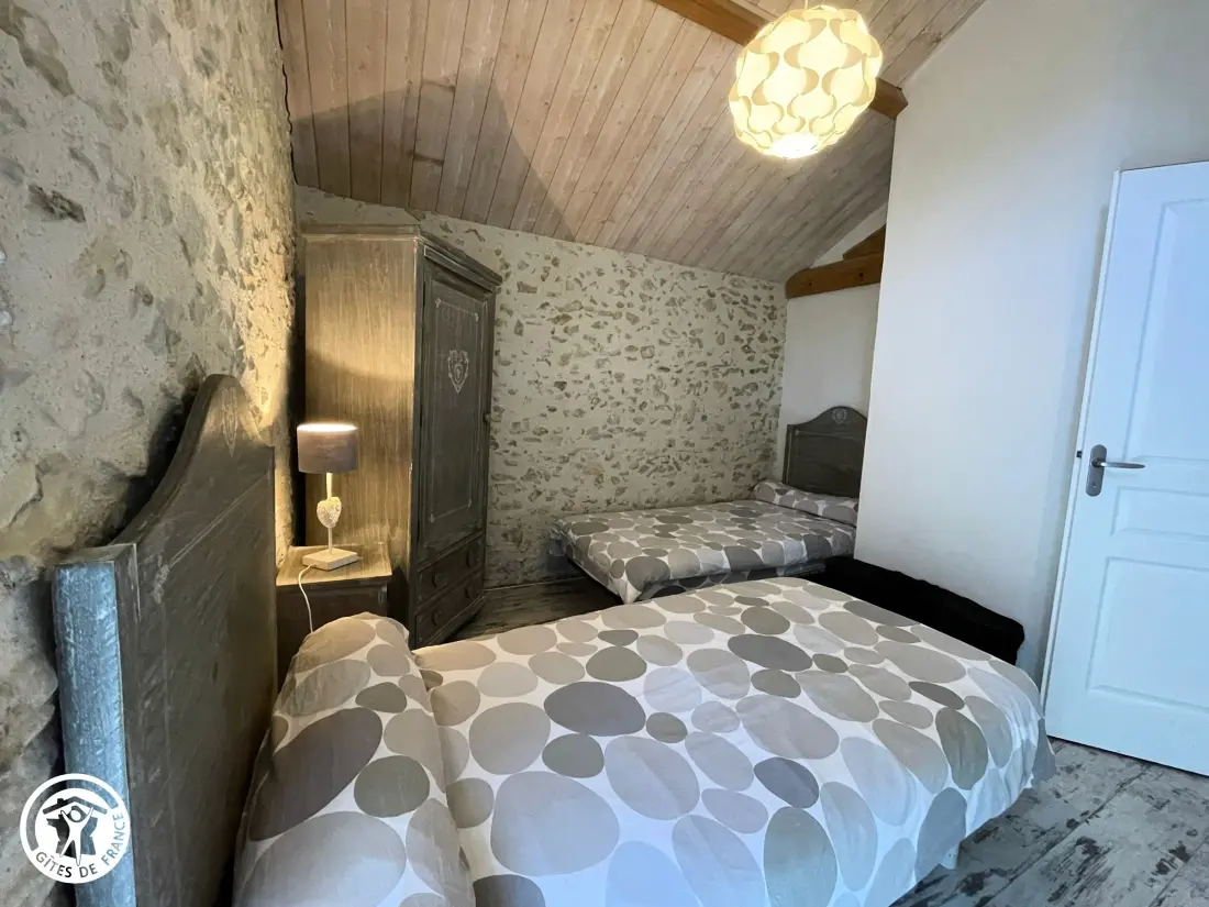 Maison de Vacances LE PERRIER 5