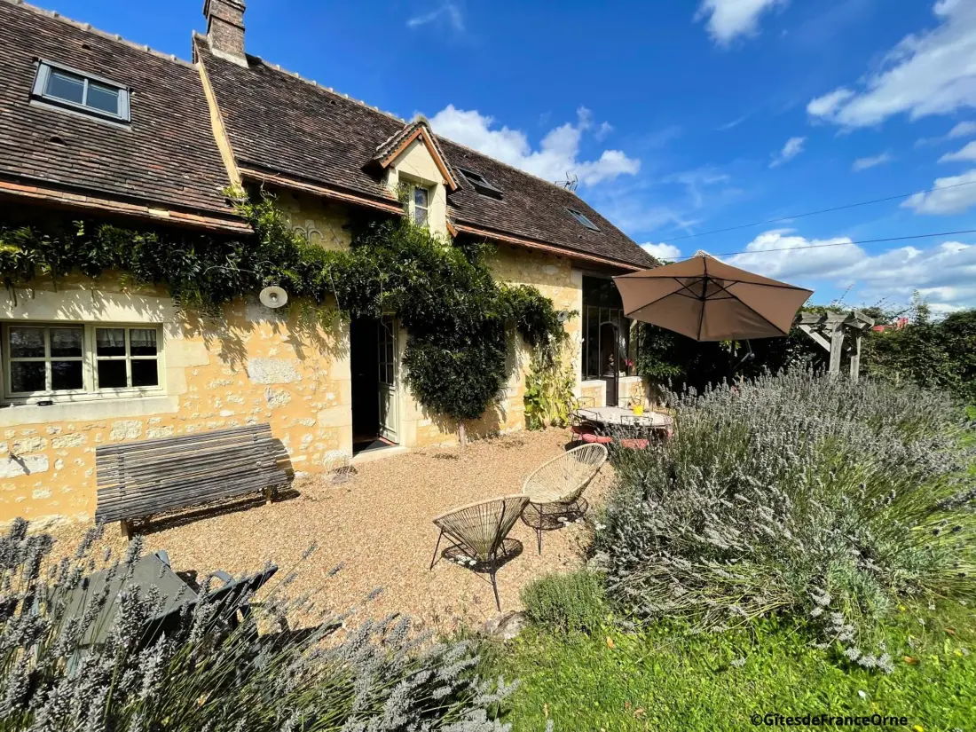 Maison de Vacances Le Pin-la-Garenne 2