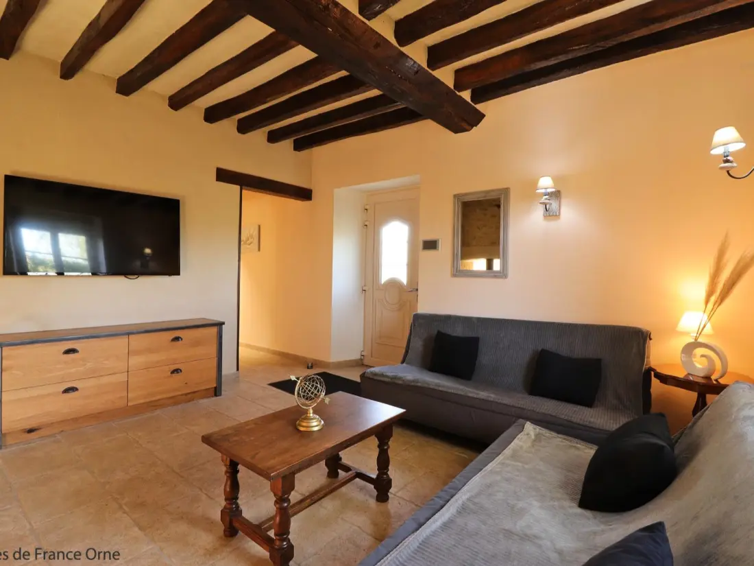Maison de Vacances Le Pin-la-Garenne 4
