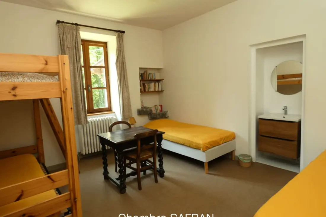 Résidence Chartreuse De La Sylve Bénite, Gîte De Caractère Grande Capacité