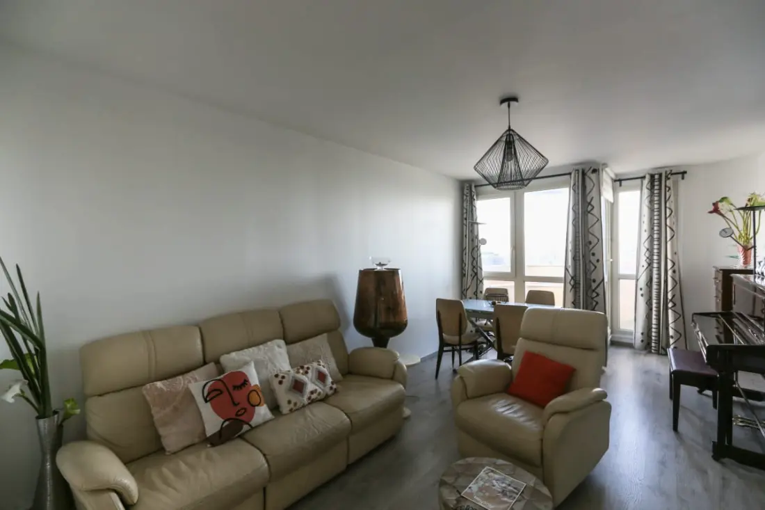 Joli Appartement Avec Balcon Au pré-saint-gervais