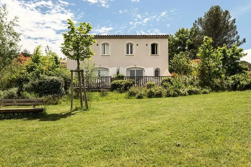 Les maisons Le Rouret - maeva Home