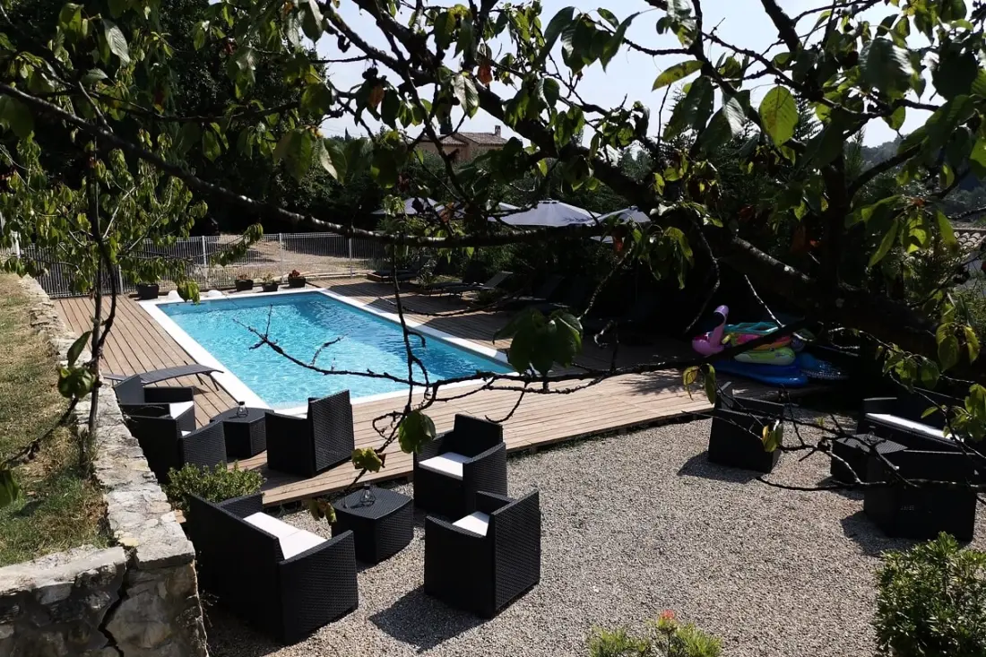 Beau T2 Climatisé Entre Mer Et Montagne, Piscine, Jardin