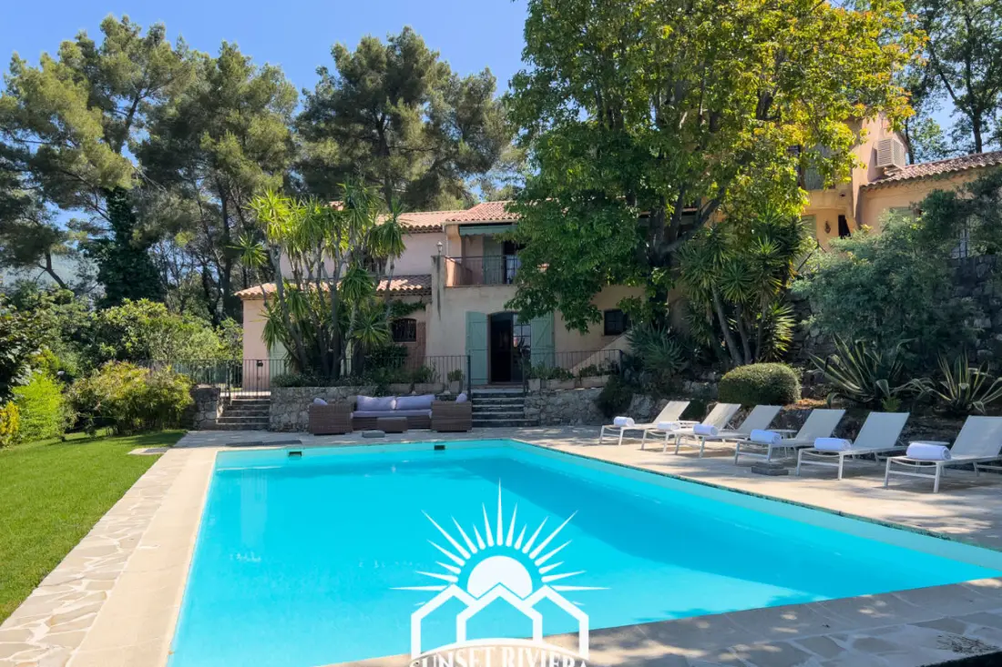 La Rouretane Piscine Airco Pour 10 By Sunset