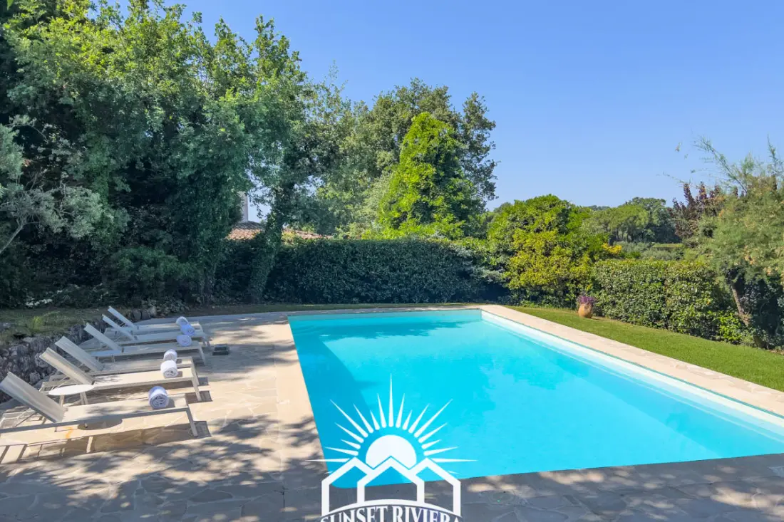 La Rouretane Piscine Airco Pour 10 By Sunset