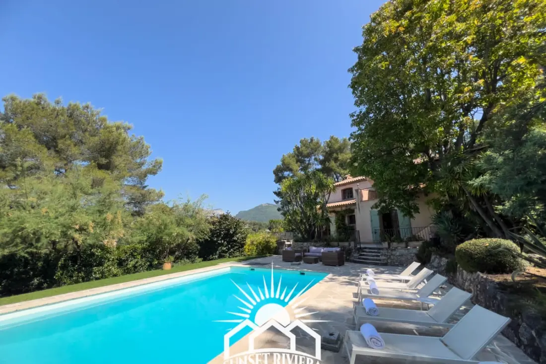 La Rouretane Piscine Airco Pour 10 By Sunset