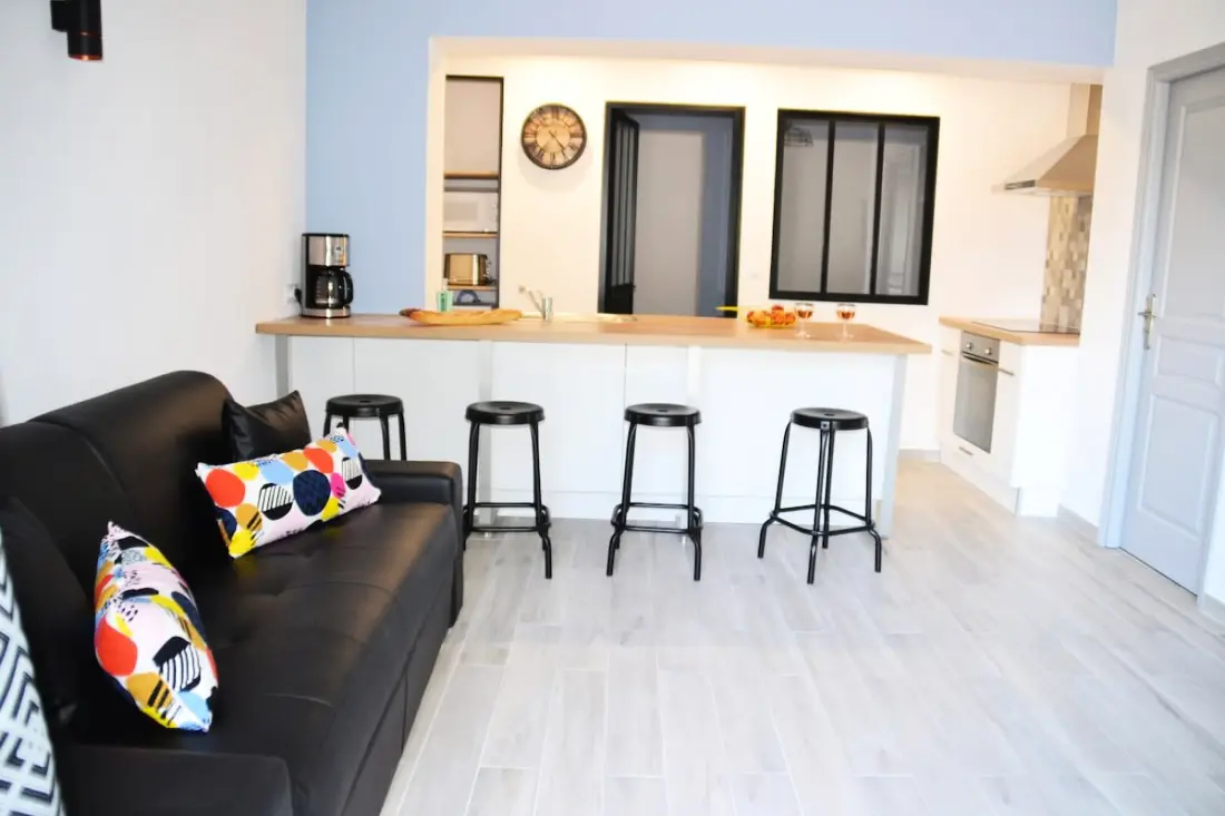 Lovely Ac Apartment For 2 Pool And Garden