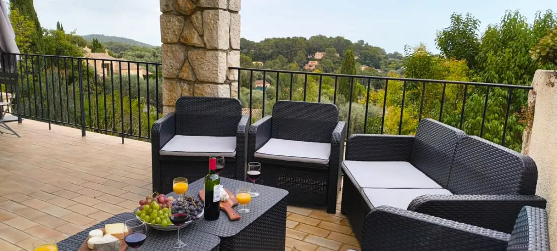 Propriété 22 Pers. Avec Jardin Et Piscine