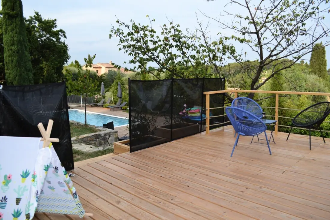 Propriété 22 Pers. Avec Jardin Et Piscine