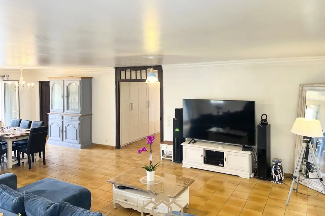 Les Guiols Villa Climatisée Pour 8  By Sunset
