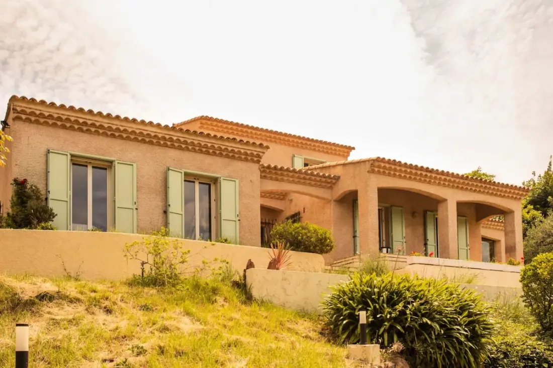 Les Guiols Villa Climatisée Pour 8  By Sunset