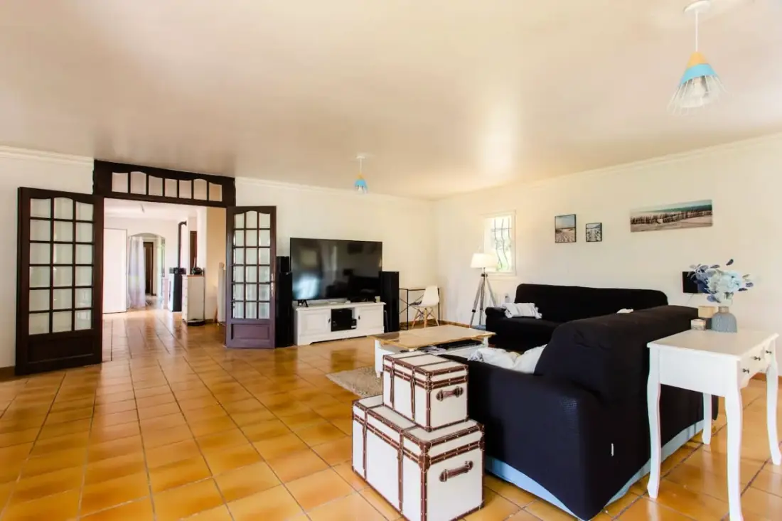 Les Guiols Villa Climatisée Pour 8  By Sunset
