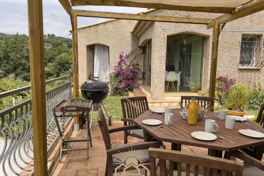Les Guiols Villa Climatisée Pour 8  By Sunset