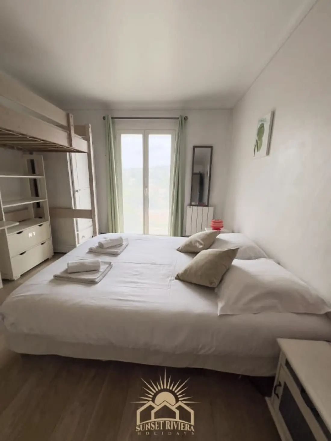 Les Guiols Villa Climatisée Pour 8  By Sunset