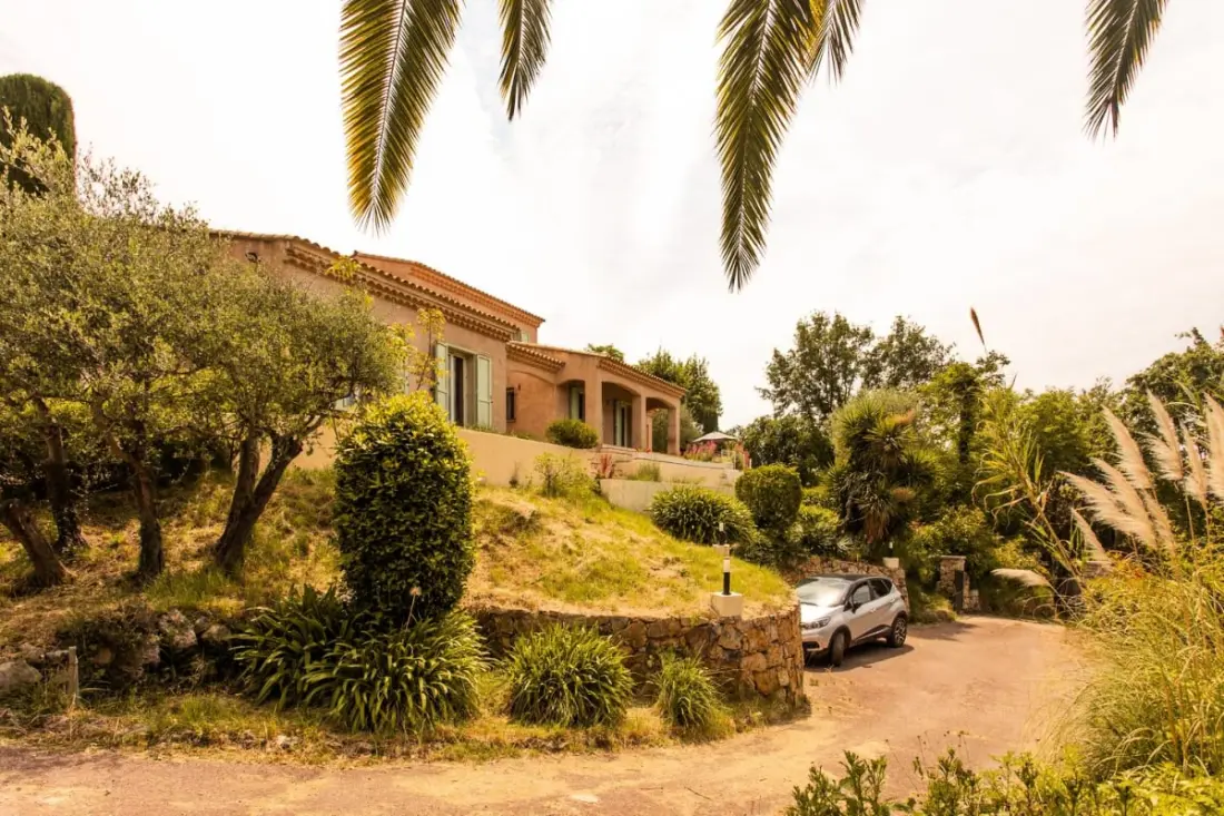 Les Guiols Villa Climatisée Pour 8  By Sunset