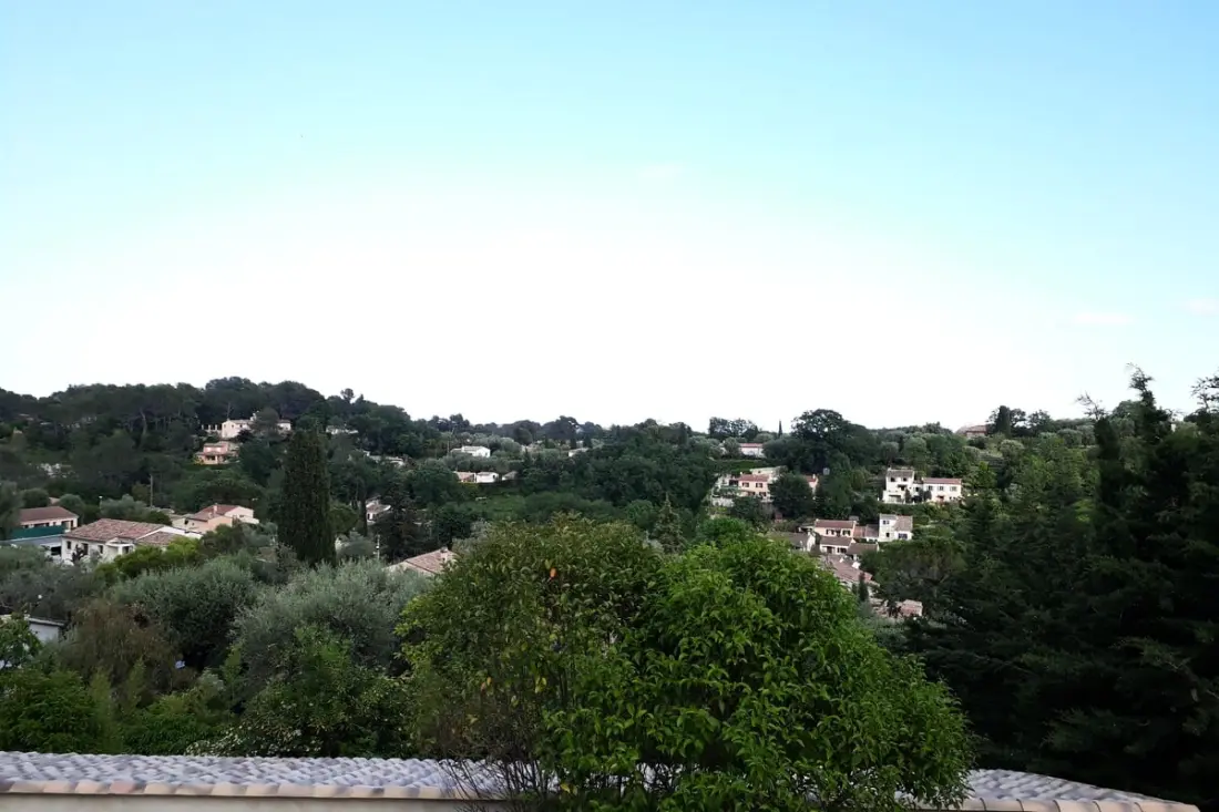 T3 Rénové, Climatisé Entre Mer Et Montagne, Piscine, Jardin