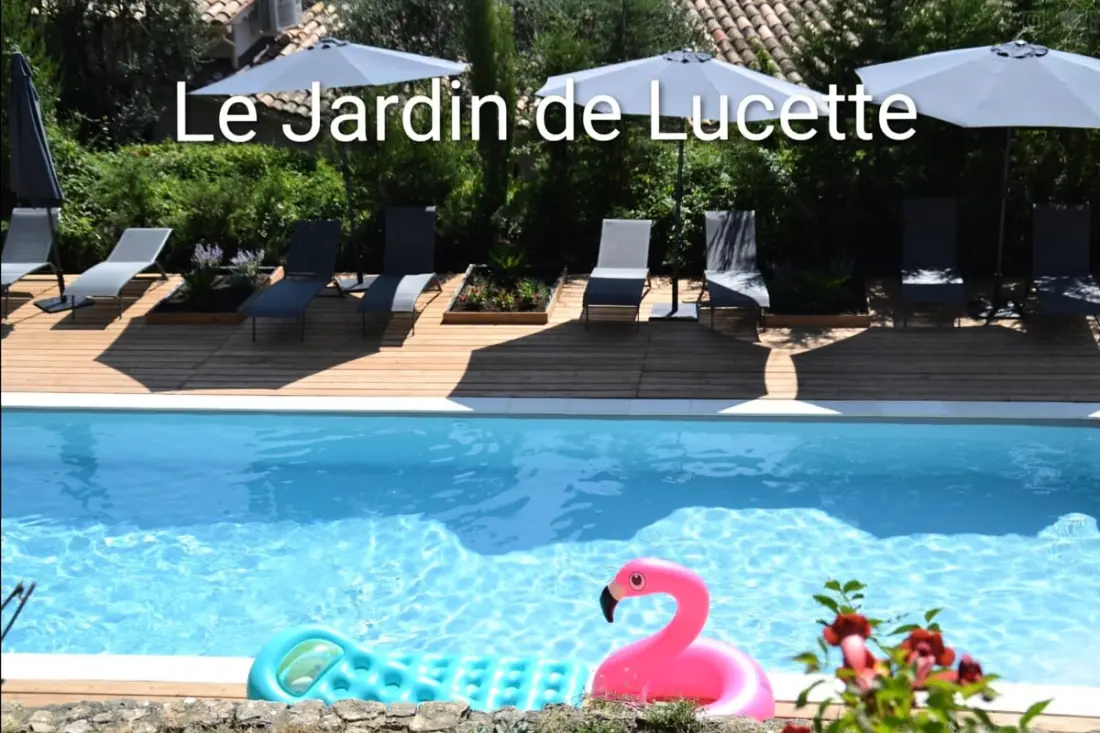 T3 Rénové, Climatisé Entre Mer Et Montagne, Piscine, Jardin