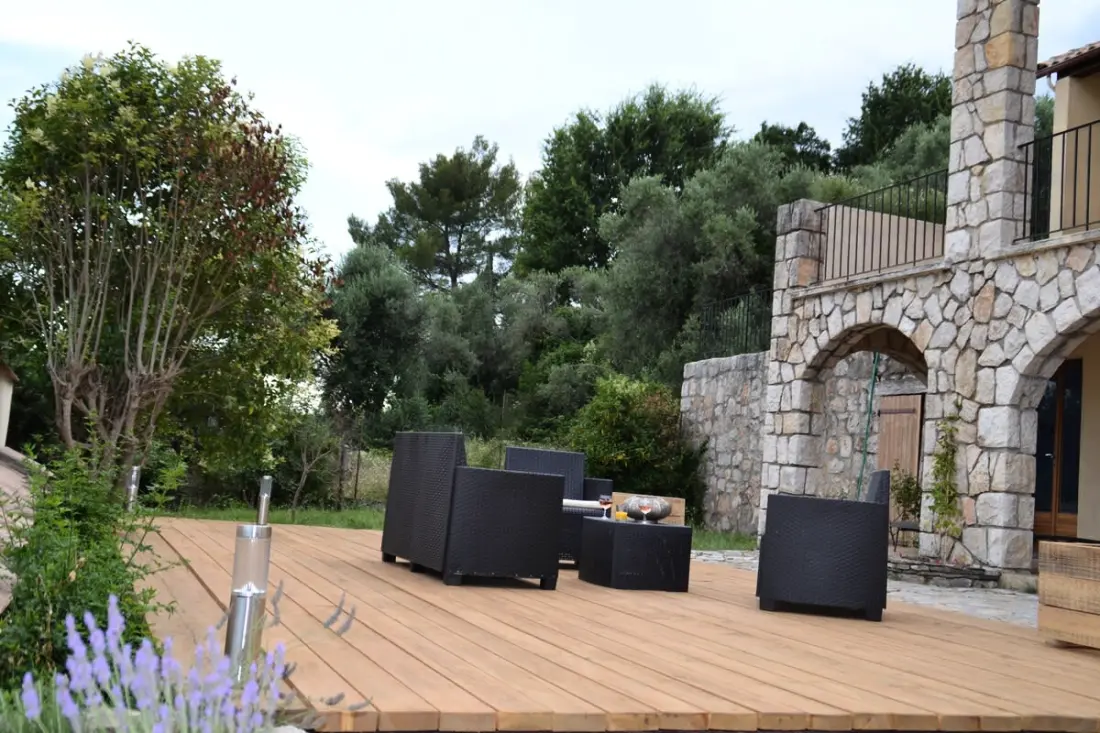 T3 Rénové, Climatisé Entre Mer Et Montagne, Piscine, Jardin