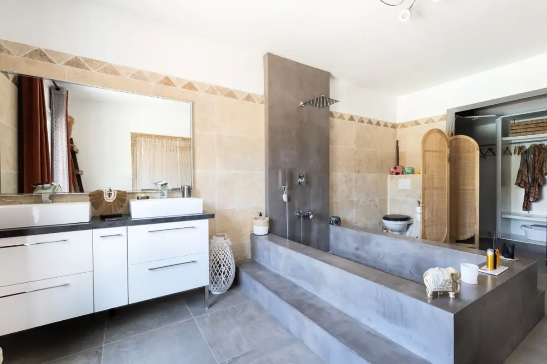 Villa Avec Piscine, Sauna &amp; Jacuzzi En Provence