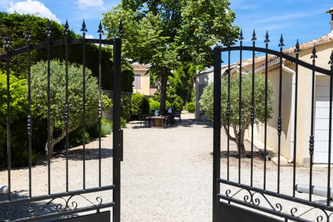 Villa Avec Piscine, Sauna &amp; Jacuzzi En Provence