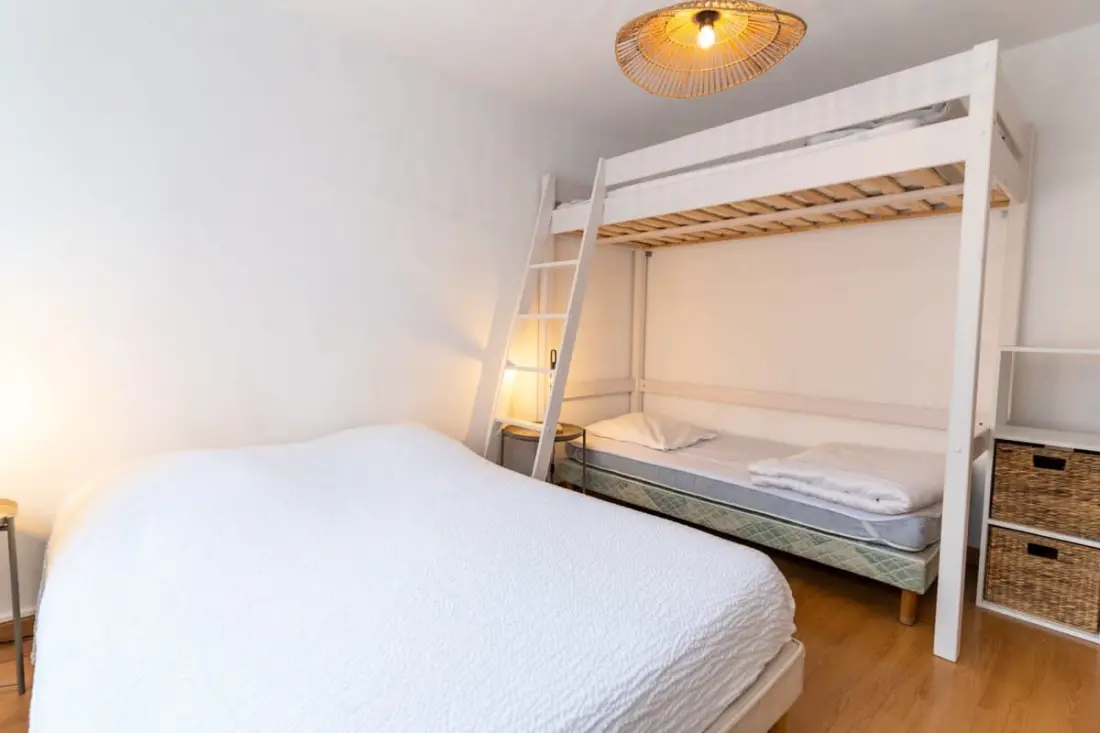 Résidence Agréable Appt 2 Chambres 6 Pers Avec Place De Parking Proche Centre Et Mer