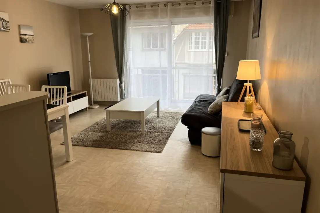 Résidence Agréable Appt 2 Chambres 6 Pers Avec Place De Parking Proche Centre Et Mer
