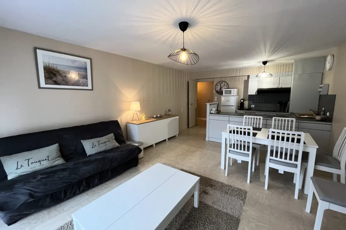 Résidence Agréable Appt 2 Chambres 6 Pers Avec Place De Parking Proche Centre Et Mer