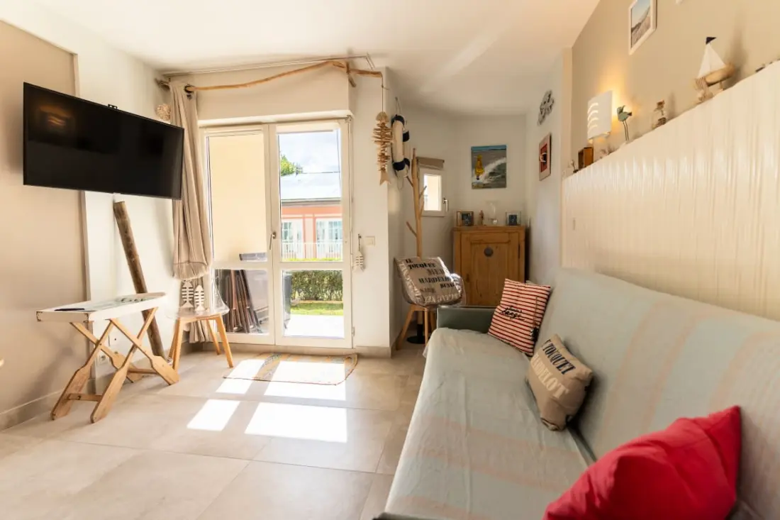 Résidence Appartement Pour 4 Pers Avec Piscine, Tennis Et  Parking Gratuit 56