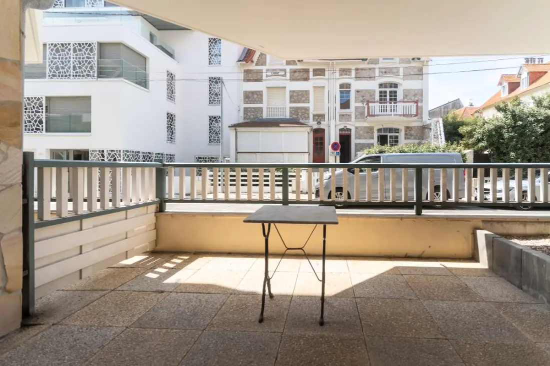 Résidence Très Agréable Appt De 2 Ch Pour 5 Pers,  Garage En Ss Proche Mer